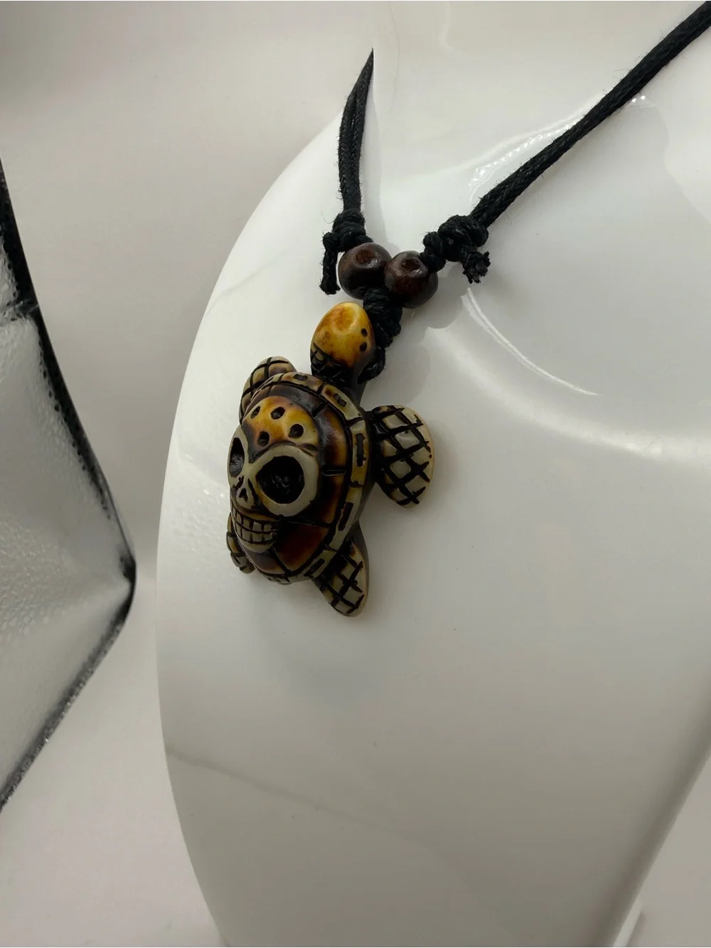 Resin Turtle Skull Pendant Necklace, Wood Beads, Adjustable Black Cord